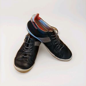 Plae Mulberry Black Shoes Sneakers M 6 W 8 Black Gray Leather Low Top